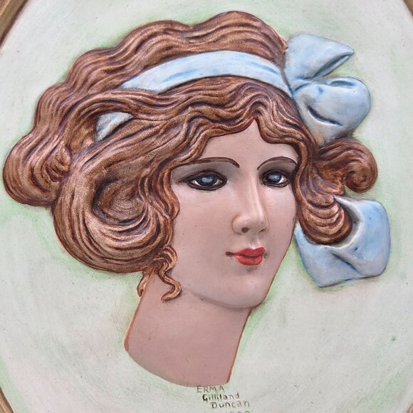 Duncan Ceramics Bas-Relief Plaster Mold Cameo Woman With Blue Bow - Picture 2 of 6